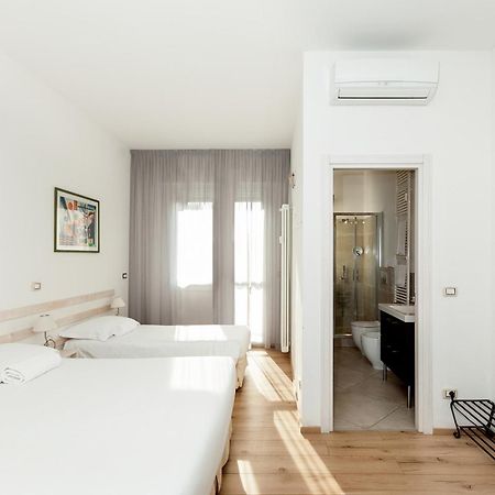 La Camera Bologna-Stazione Affittaly Rooms Eksteriør billede
