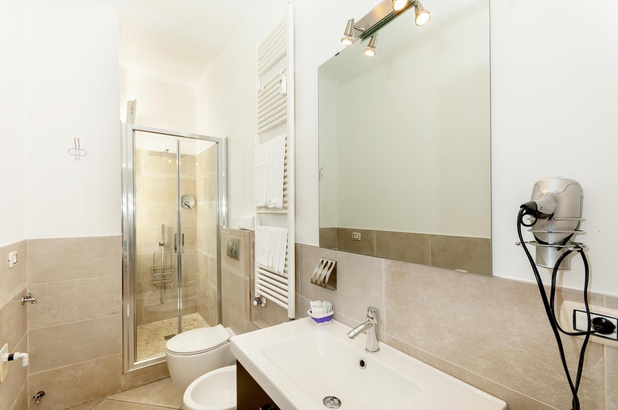 La Camera Bologna-Stazione Affittaly Rooms Eksteriør billede