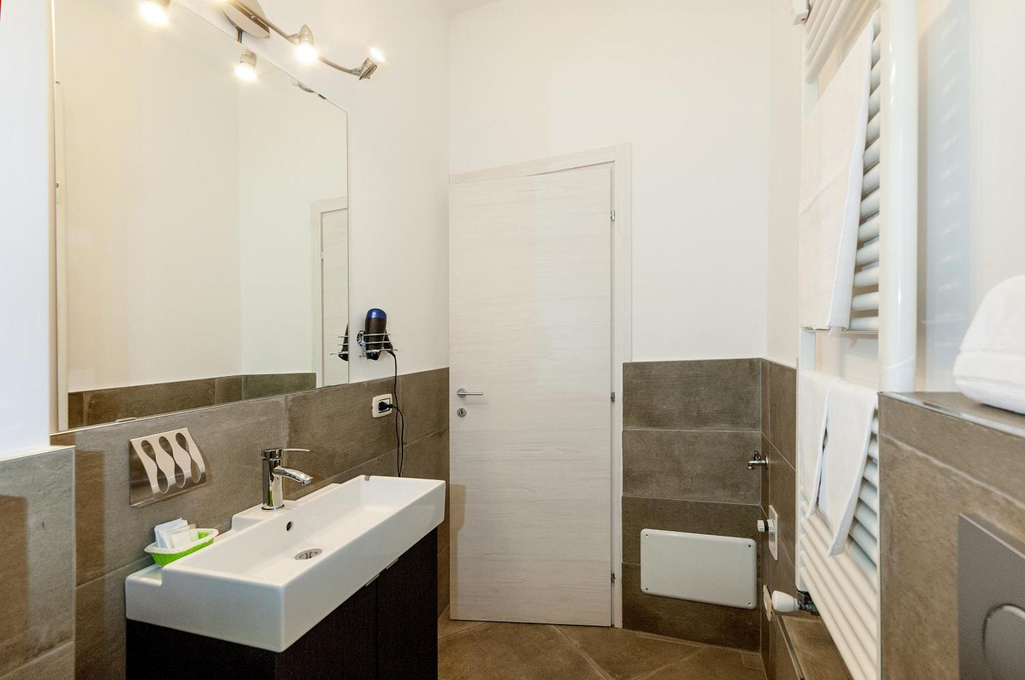 La Camera Bologna-Stazione Affittaly Rooms Eksteriør billede