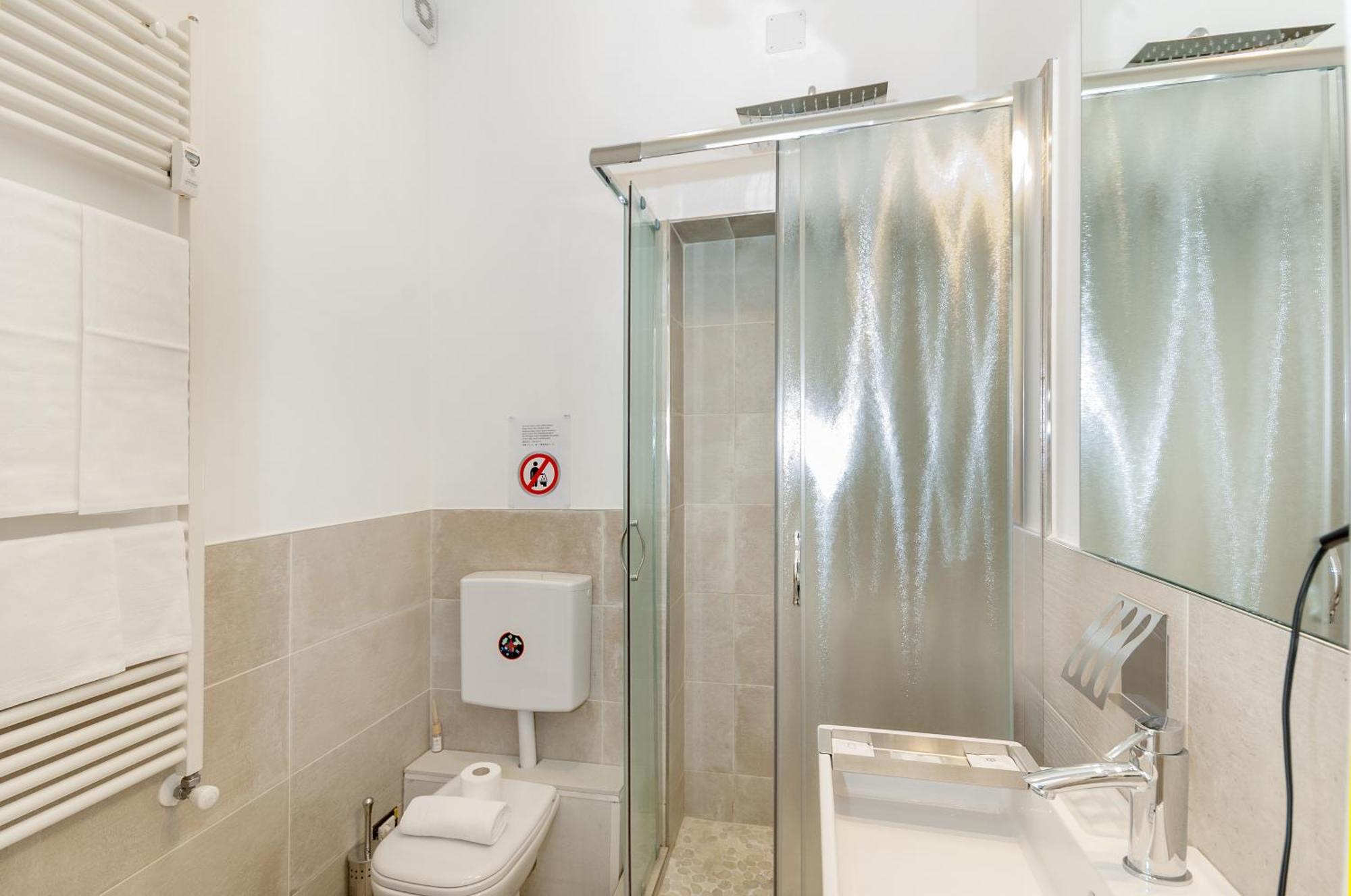 La Camera Bologna-Stazione Affittaly Rooms Eksteriør billede