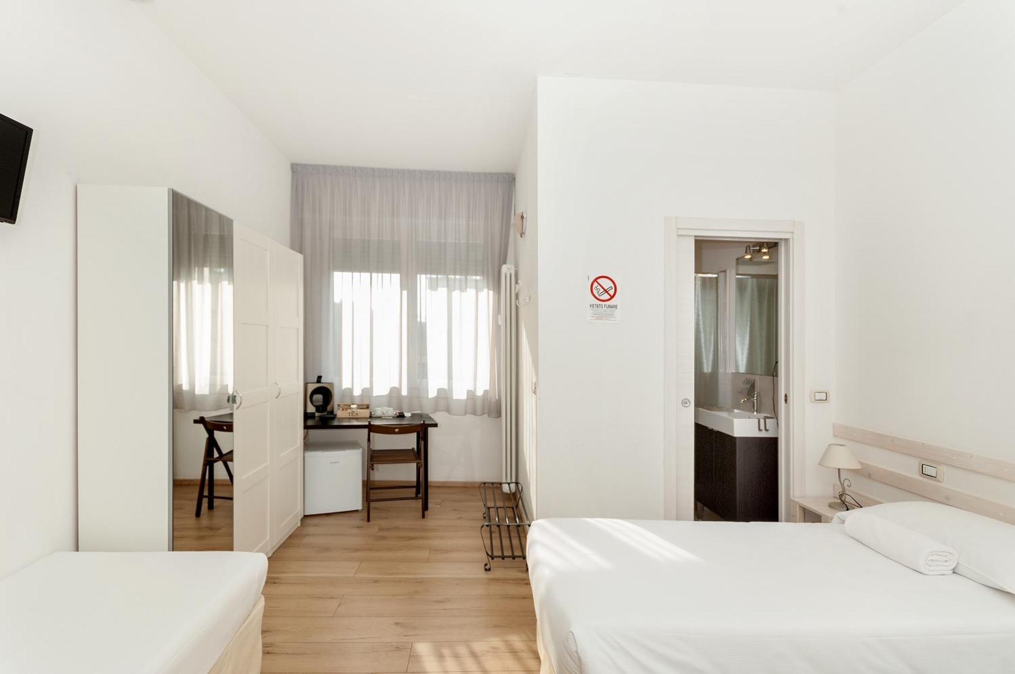 La Camera Bologna-Stazione Affittaly Rooms Eksteriør billede