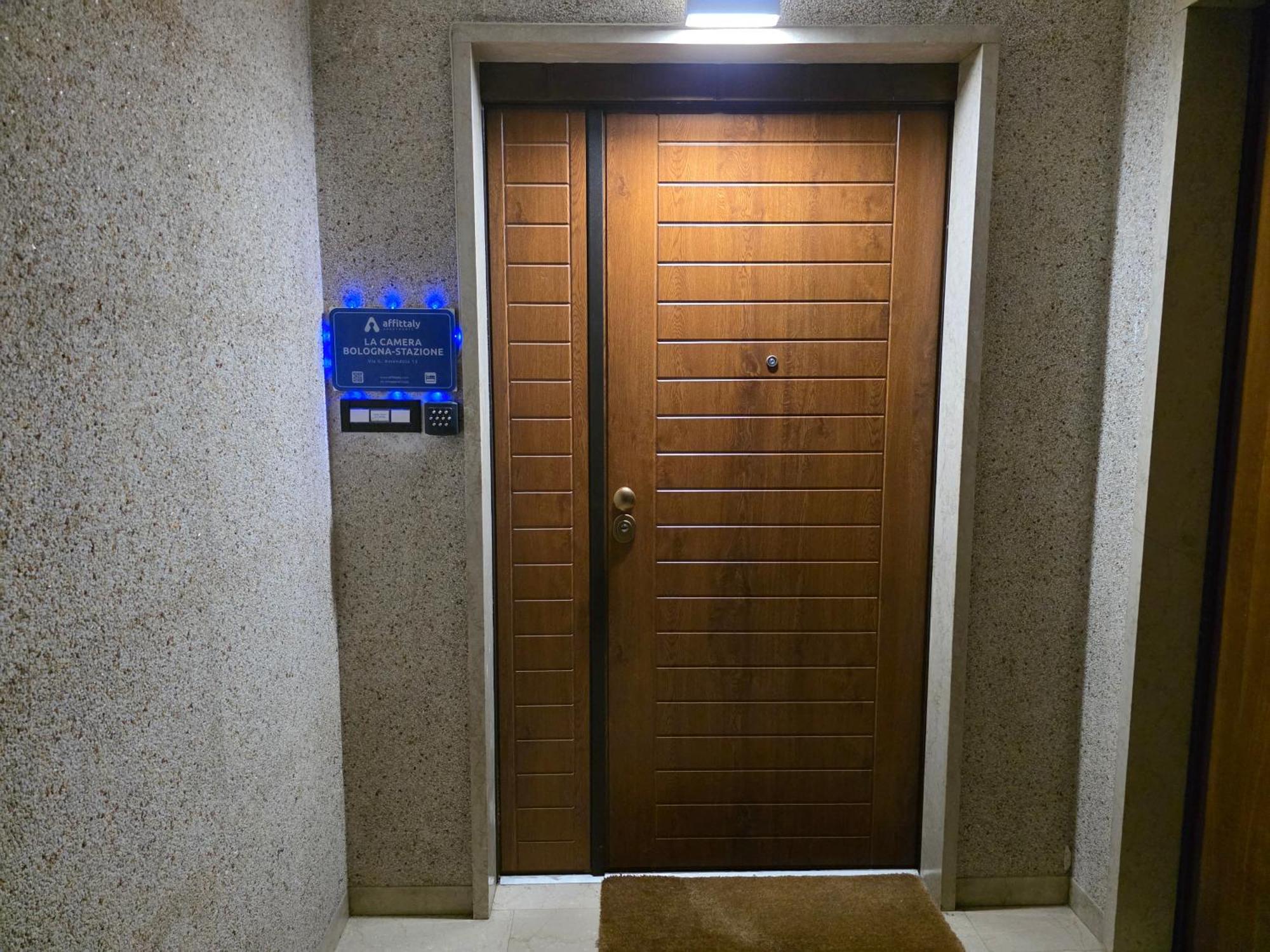 La Camera Bologna-Stazione Affittaly Rooms Eksteriør billede