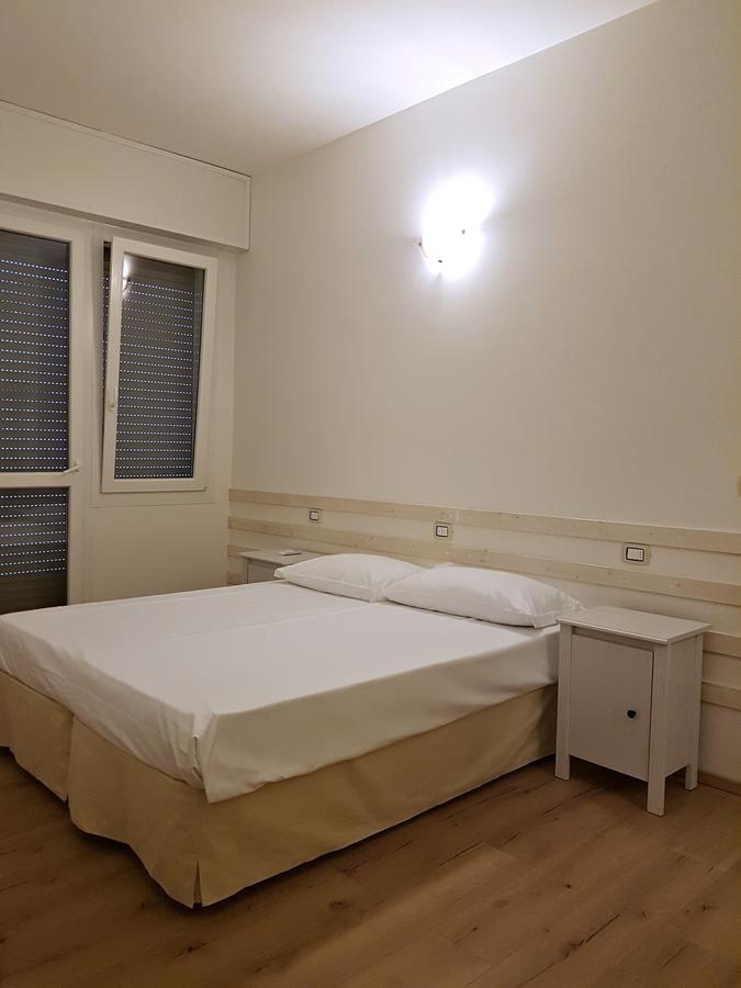 La Camera Bologna-Stazione Affittaly Rooms Eksteriør billede