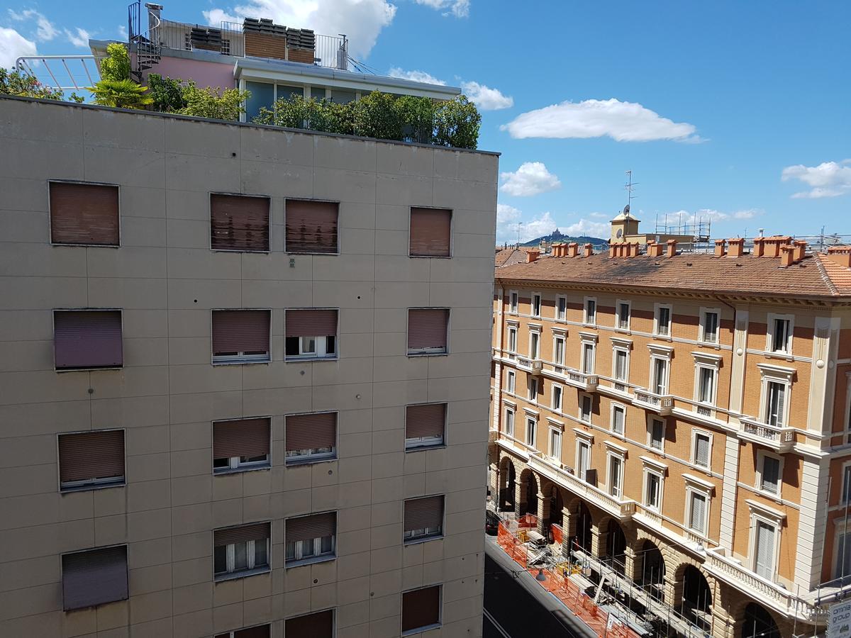 La Camera Bologna-Stazione Affittaly Rooms Eksteriør billede